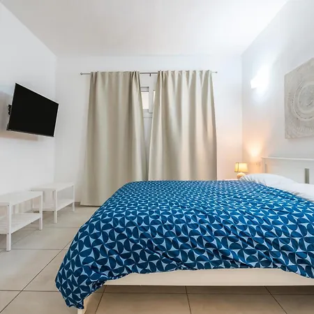 Апартаменты Anglona House *