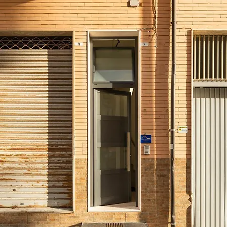 Anglona House Апартаменты