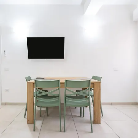 Anglona House * קליארי